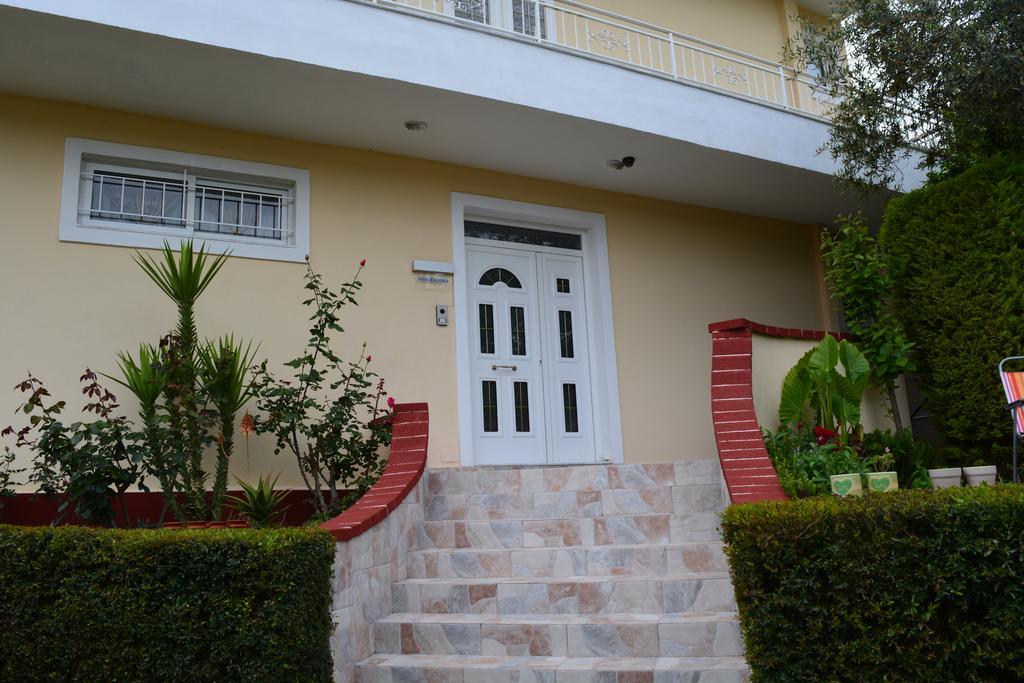 Villa Basilika Vlorë Esterno foto